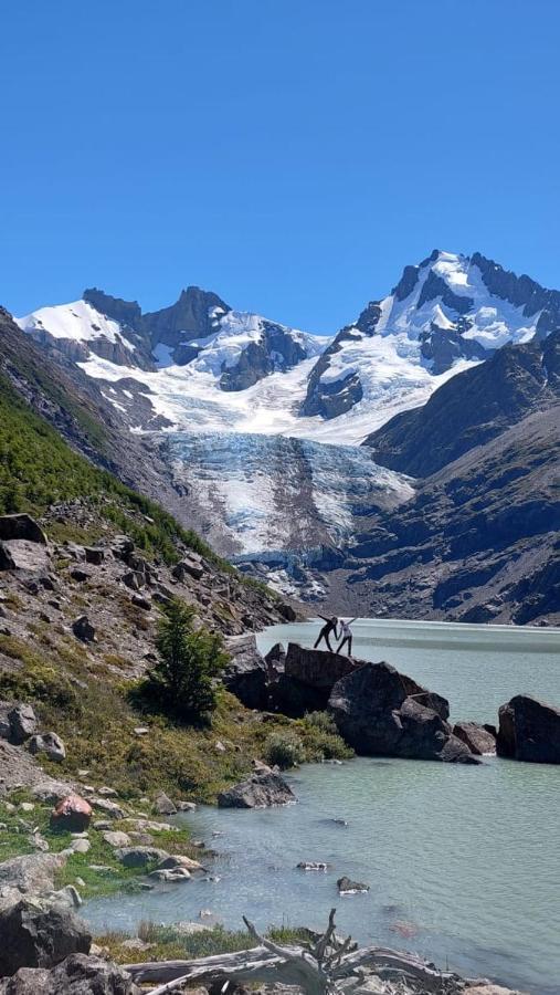 ホテル Refugio De Glaciares エル・チャルテン エクステリア 写真